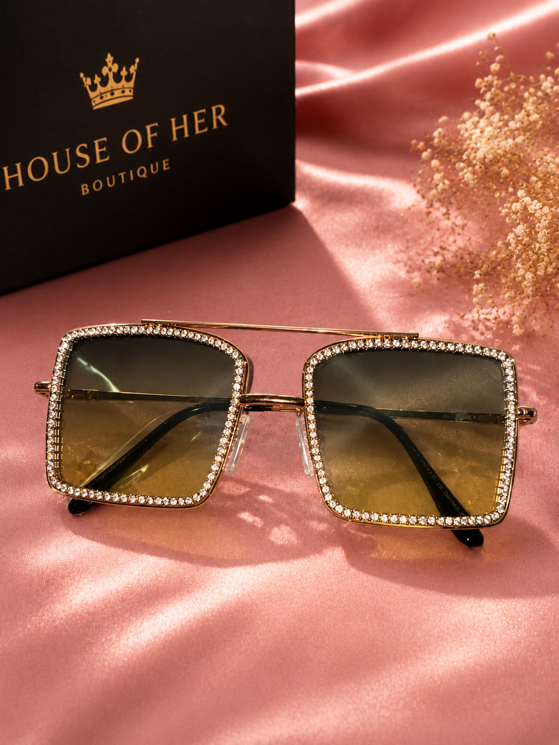 Golden Hour Frames ✨🕶️